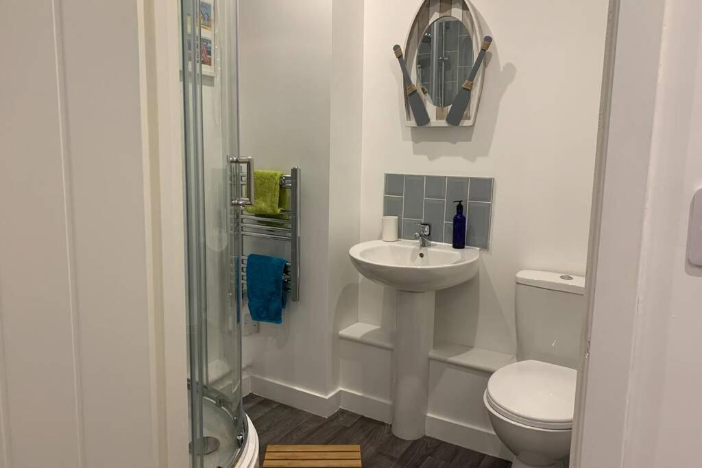 Bournemouth Nr Town Beach Train Coach Shops Lovely Entire Apartment Allows Quiet Good Dogs Luaran gambar