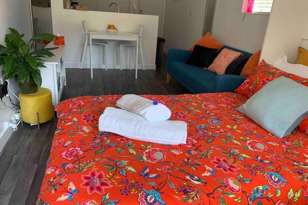 Bournemouth Nr Town Beach Train Coach Shops Lovely Entire Apartment Allows Quiet Good Dogs Luaran gambar
